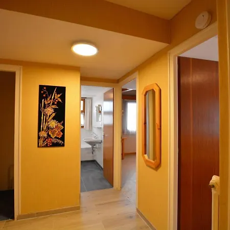 Appt 3 Pieces Avec Mezzanine, 6 Couchages, Proche Commerces Et Pistes, Parking Couvert - Fr-1-241-189