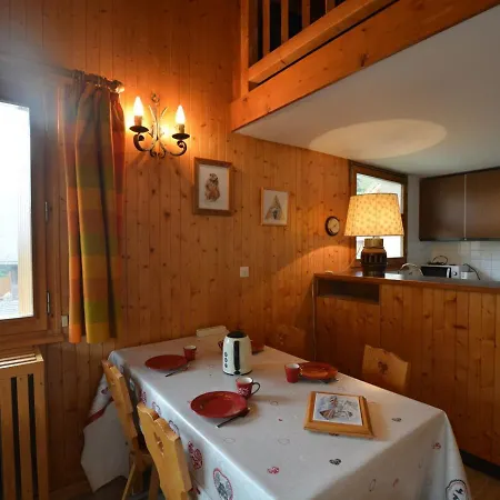 Appt 3 Pieces Avec Mezzanine, 6 Couchages, Proche Commerces Et Pistes, Parking Couvert - Fr-1-241-189 * Le Grand-Bornand